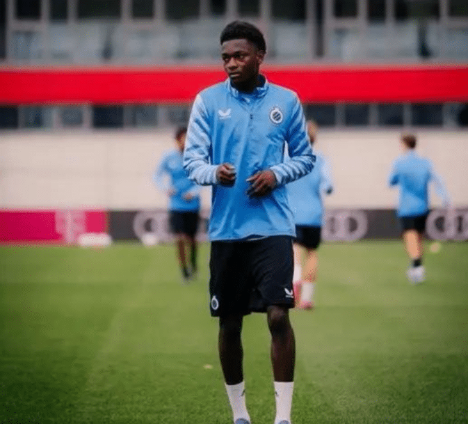 Barcelona presenteert Belgische toptalent Jesse Bisiwu, contract tot 2031